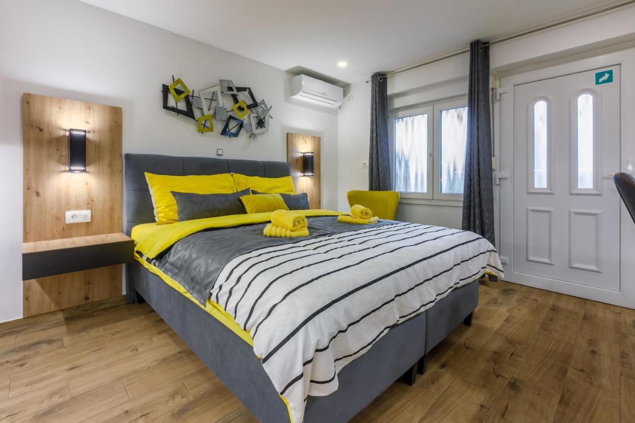 Apartmani Visnja Crikvenica Bagian luar foto