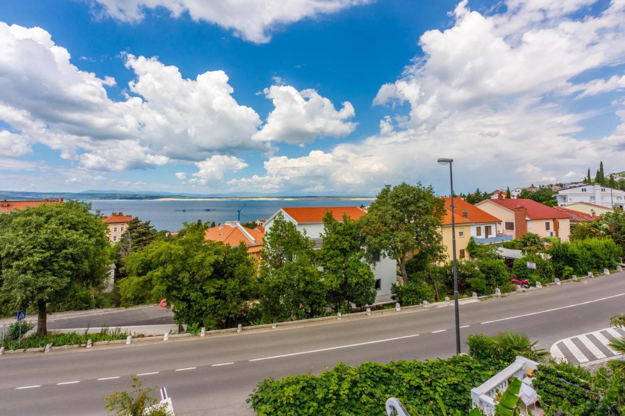 Apartmani Visnja Crikvenica Bagian luar foto