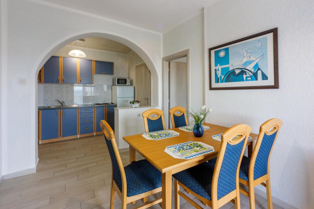 Apartmani Visnja Crikvenica Bagian luar foto