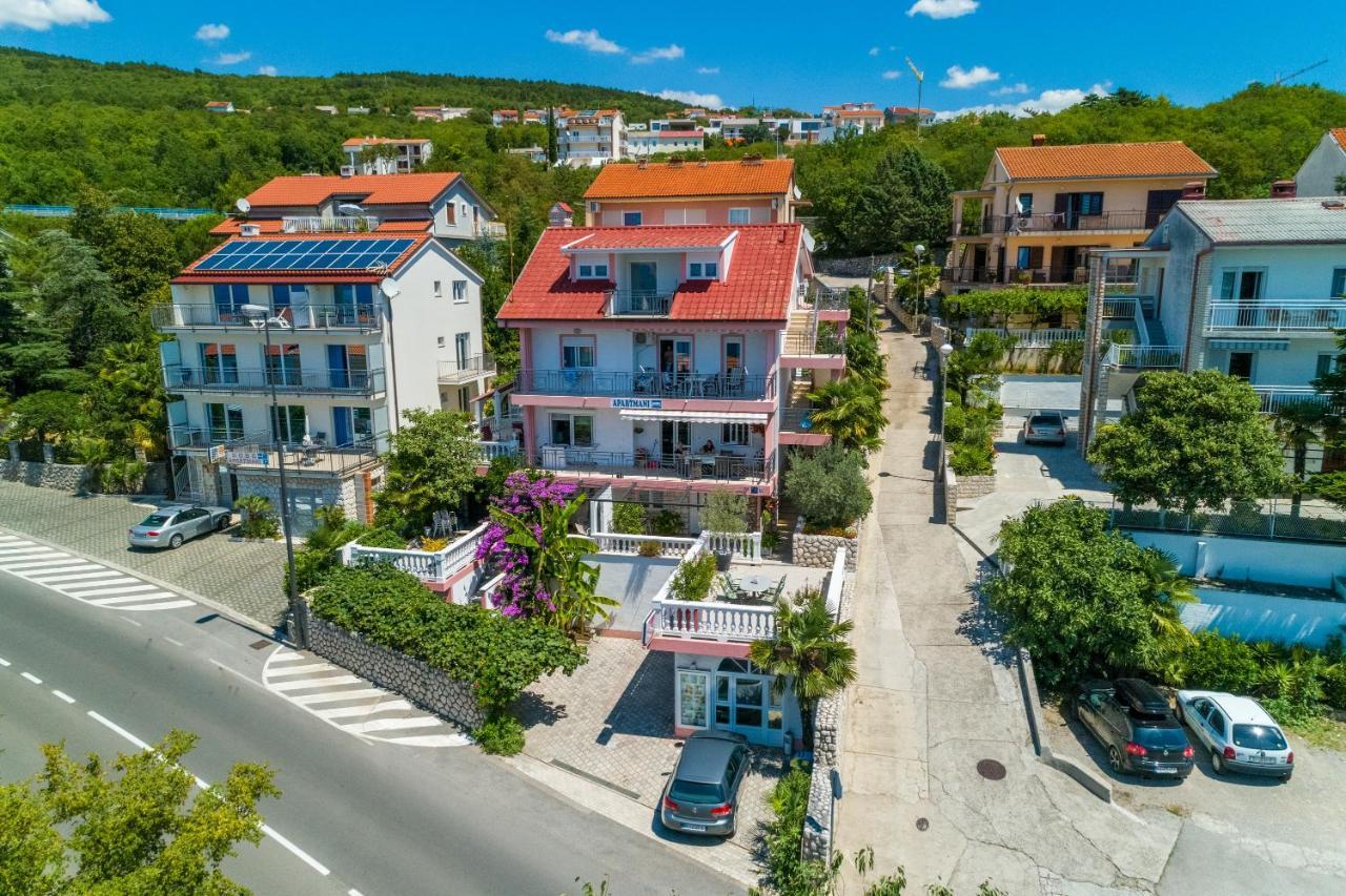 Apartmani Visnja Crikvenica Bagian luar foto