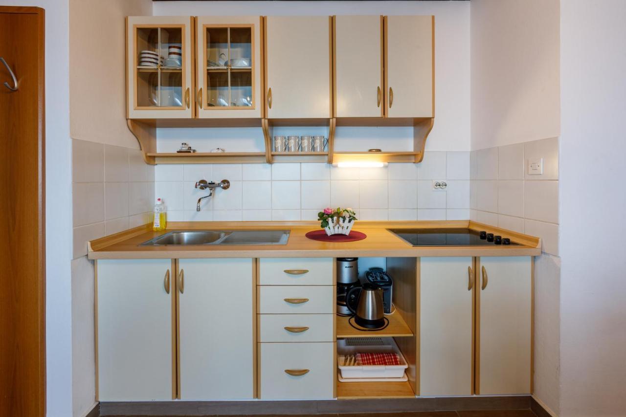 Apartmani Visnja Crikvenica Bagian luar foto