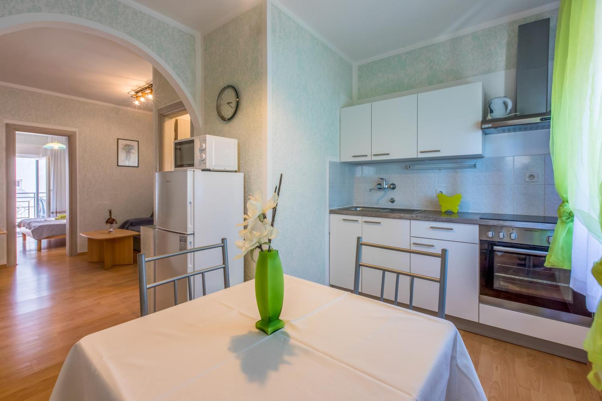 Apartmani Visnja Crikvenica Bagian luar foto
