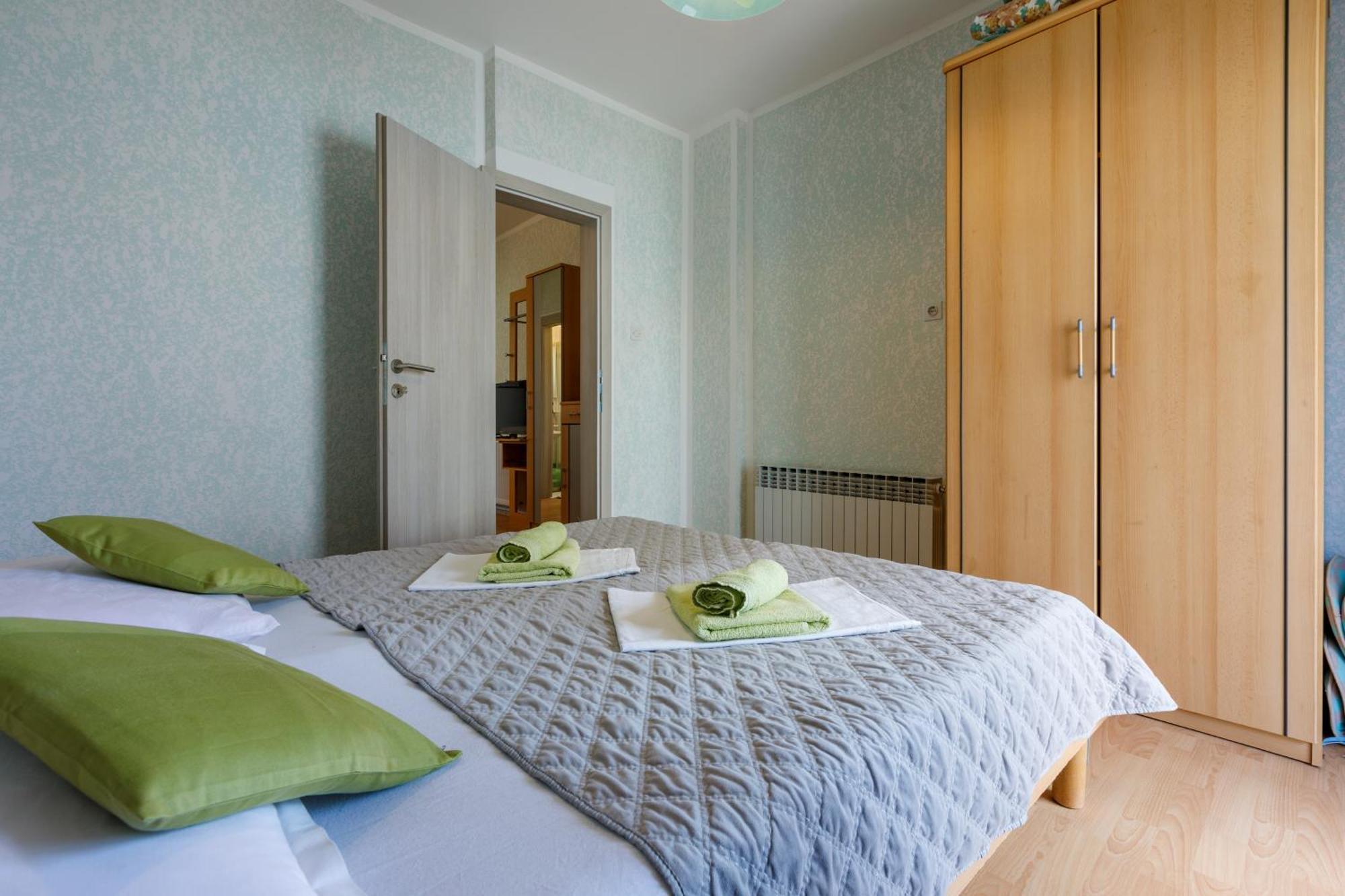 Apartmani Visnja Crikvenica Bagian luar foto